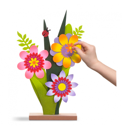 Make a Bunch of Flowers Felt & Wood Craft Set